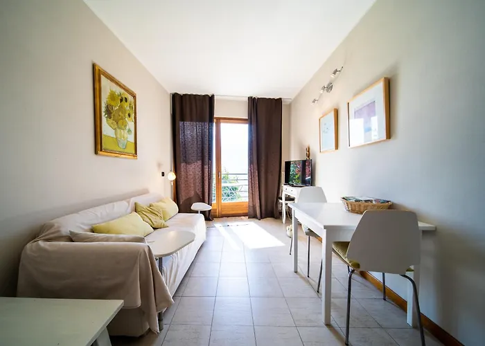 Alto Di Bed & Breakfast Gravedona
