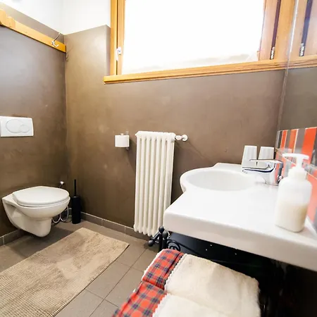 Alto Di Bed & Breakfast Gravedona